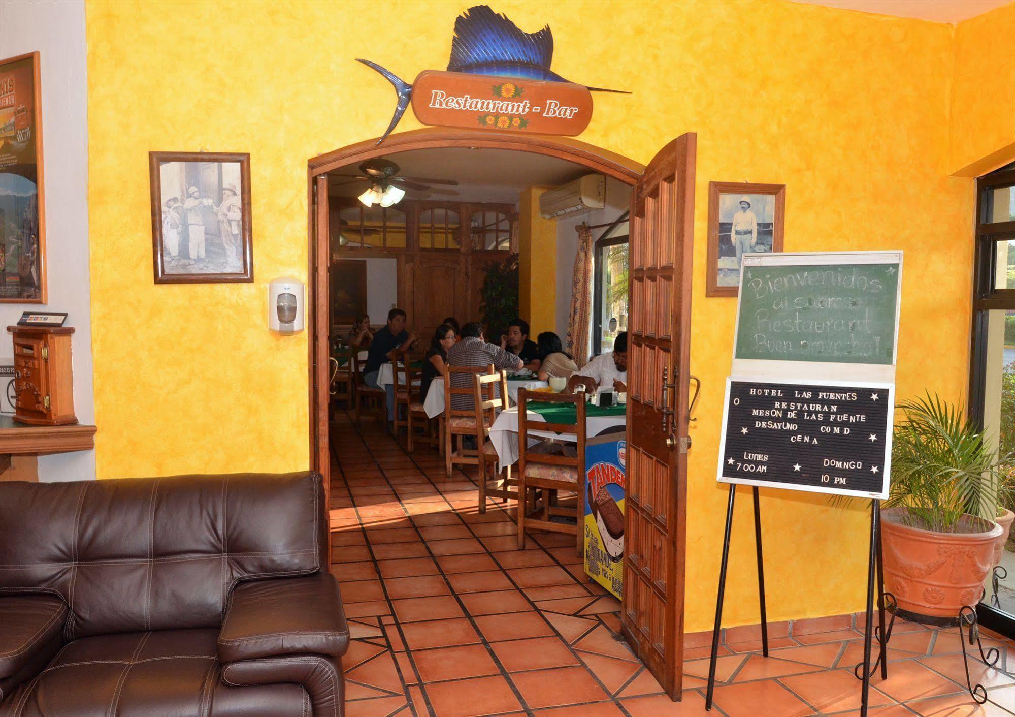Hotel Las Fuentes Los Mochis Dış mekan fotoğraf
